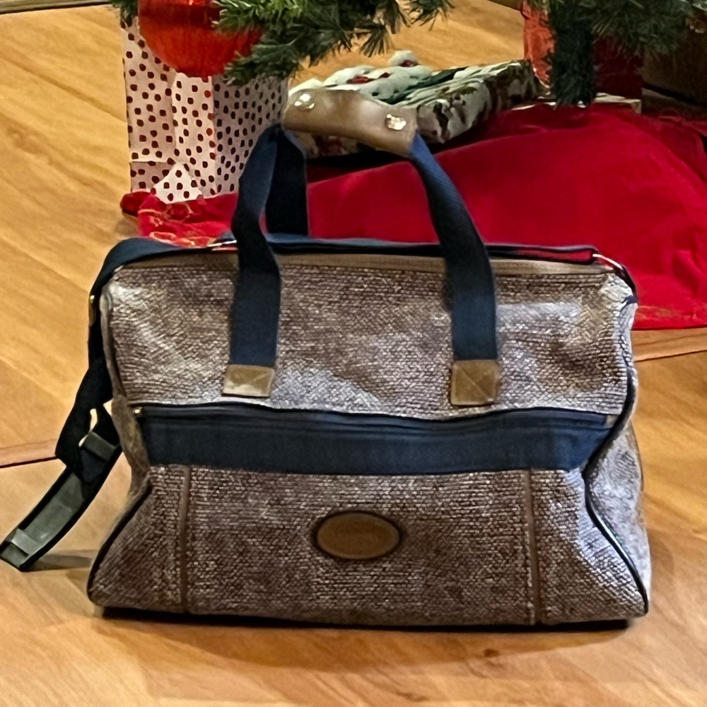 Hamilton Black and Gray Travel Bag